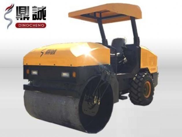 點擊查看詳細信息<br>標題：4噸單鋼輪振動壓路機 閱讀次數：13546